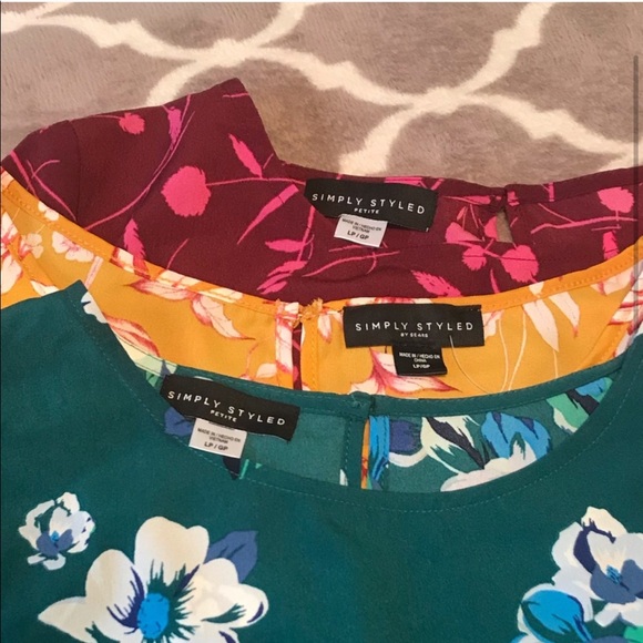 2/$18 Floral Blouse Bundle - Picture 2 of 5